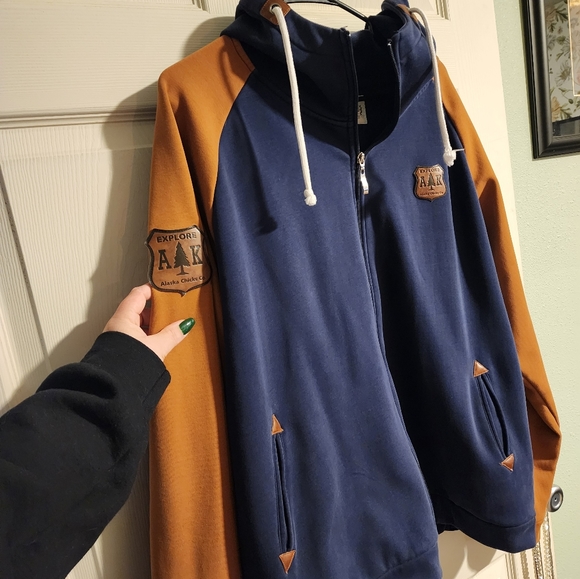 Alaska Chicks high neck zip up hoodie - Picture 1 of 7